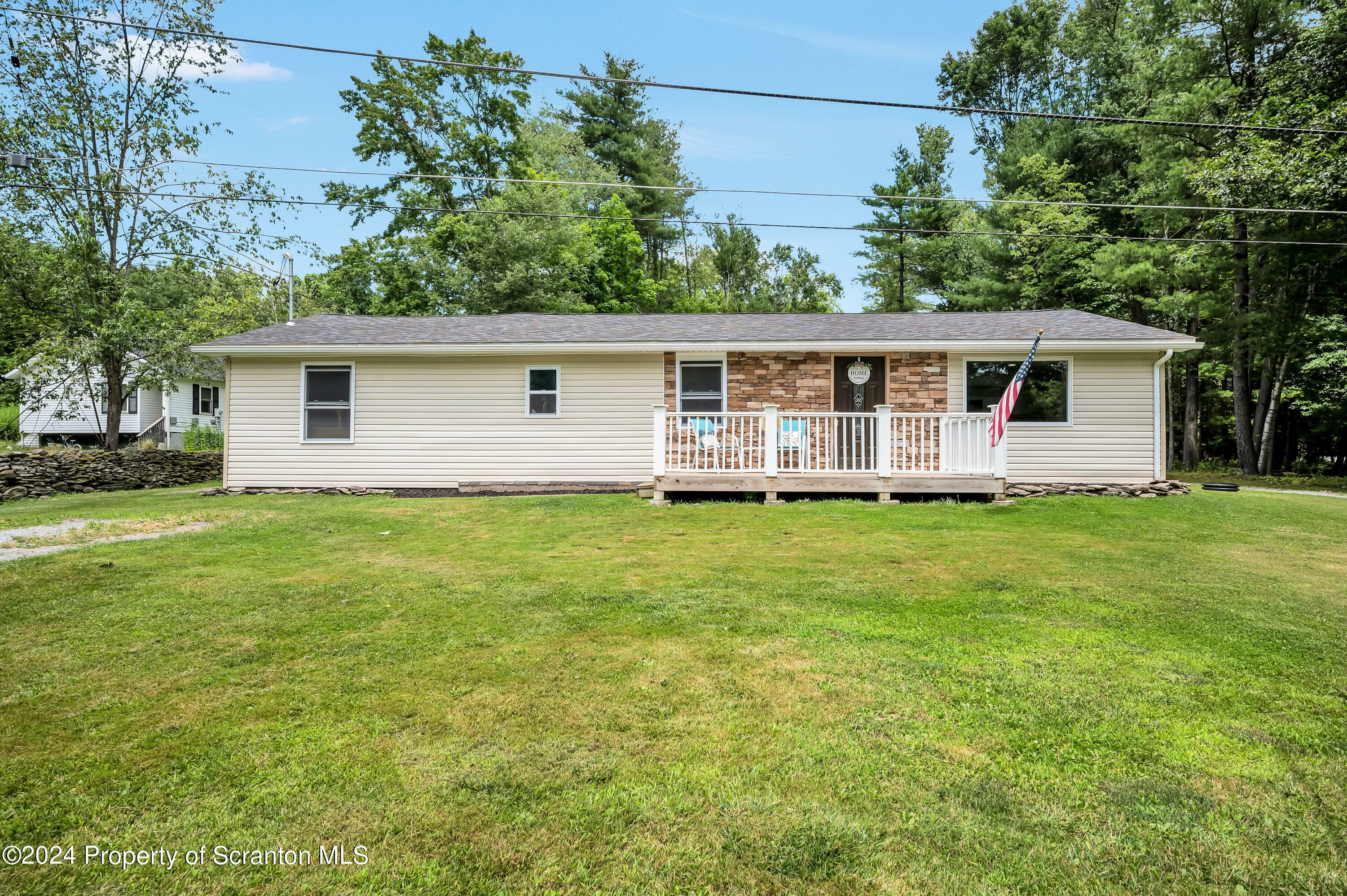 321 Woods Drive  Dalton PA 18414 photo