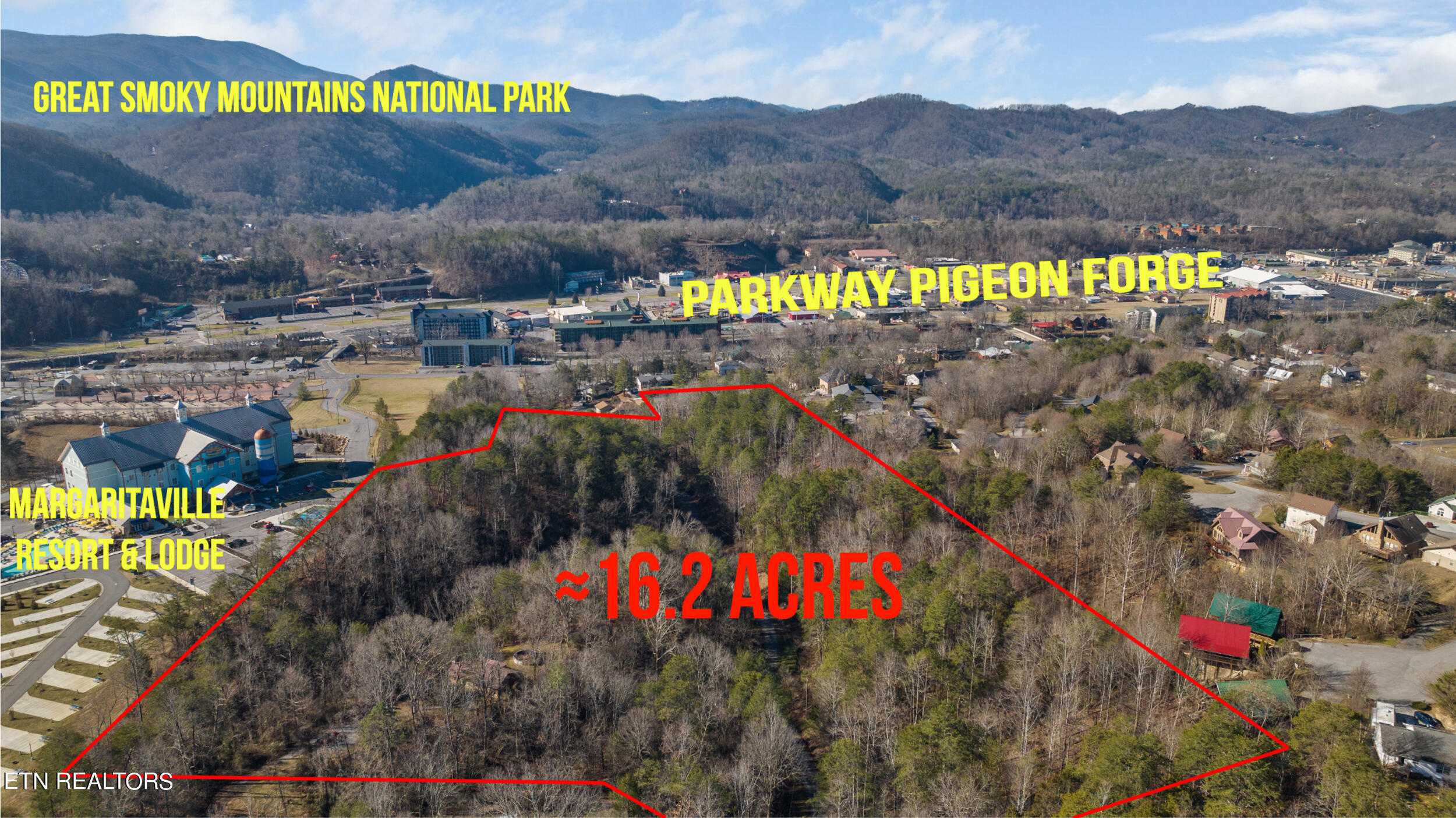 820 Old Gate Rd  Pigeon Forge TN 37863 photo