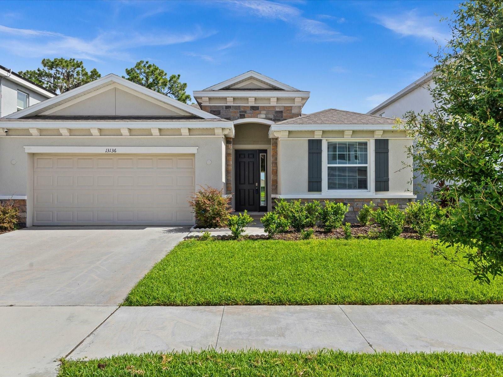 Property Photo:  13136 Brookside Moss Drive  FL 33579 