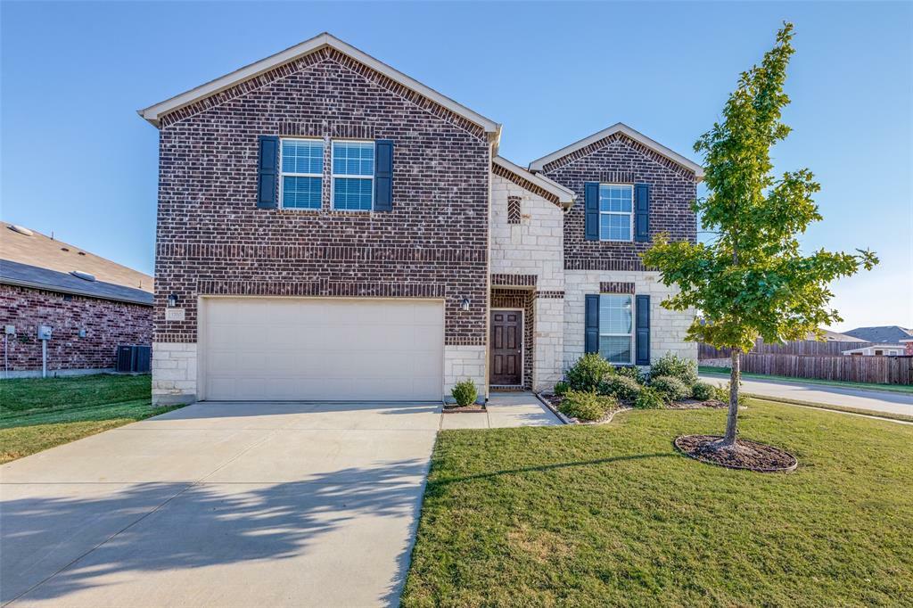 Property Photo:  1700 Vernon Drive  TX 76227 