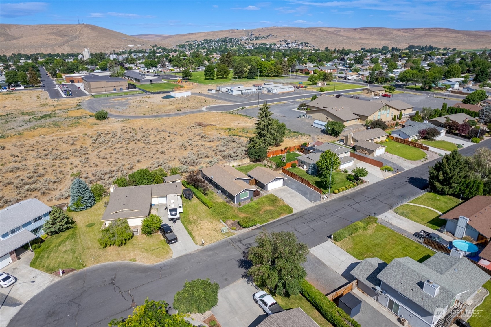 Property Photo: 65 Ridge Drive WA 98823