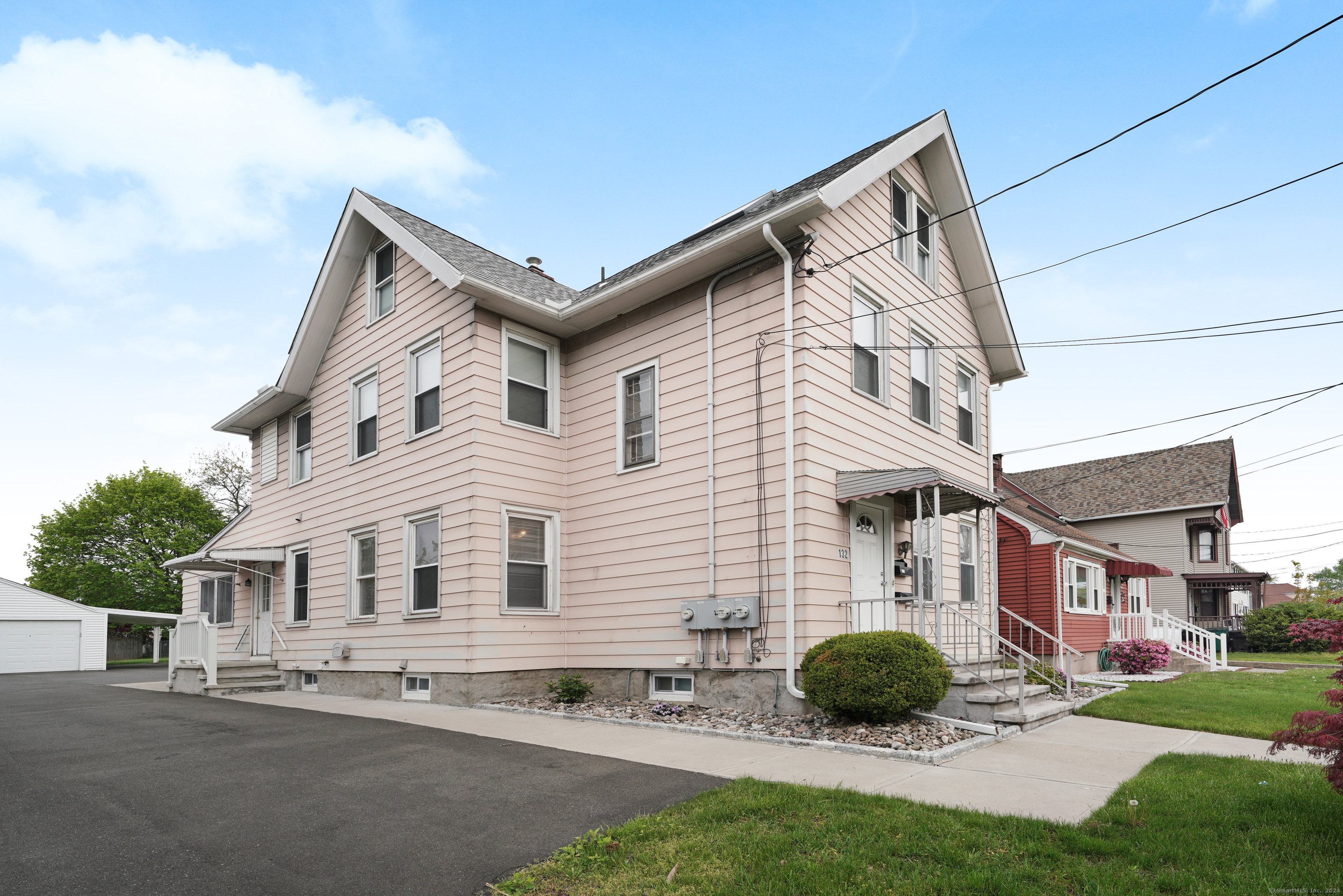 Property Photo:  132 Hemingway Avenue First Floor  CT 06512 