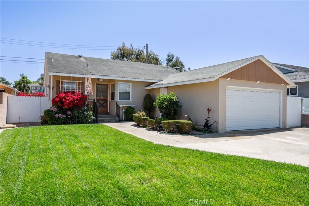 Property Photo: 19437 Sturgess Drive CA 90503