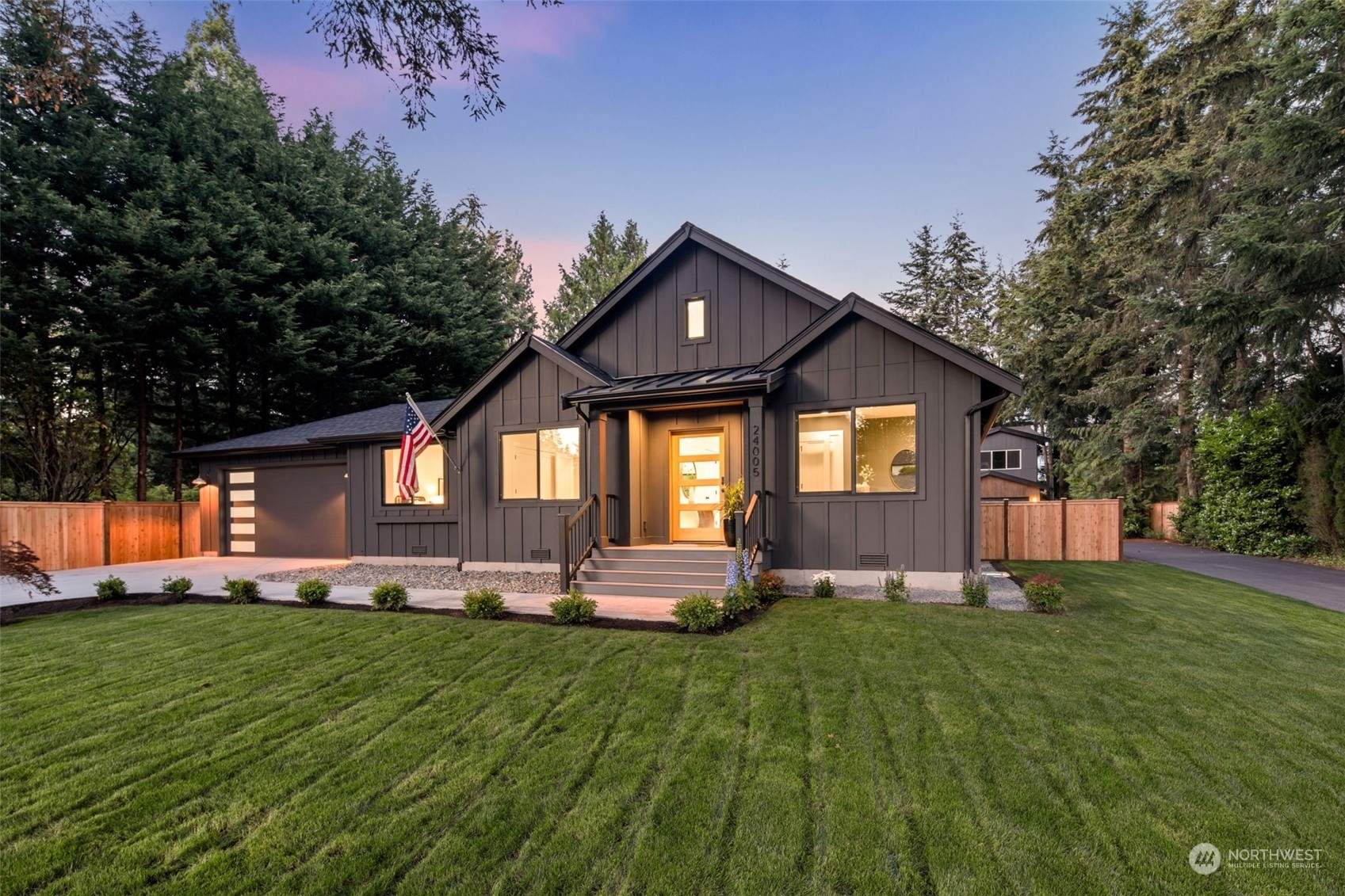 Property Photo:  24005 29th Avenue W  WA 98036 