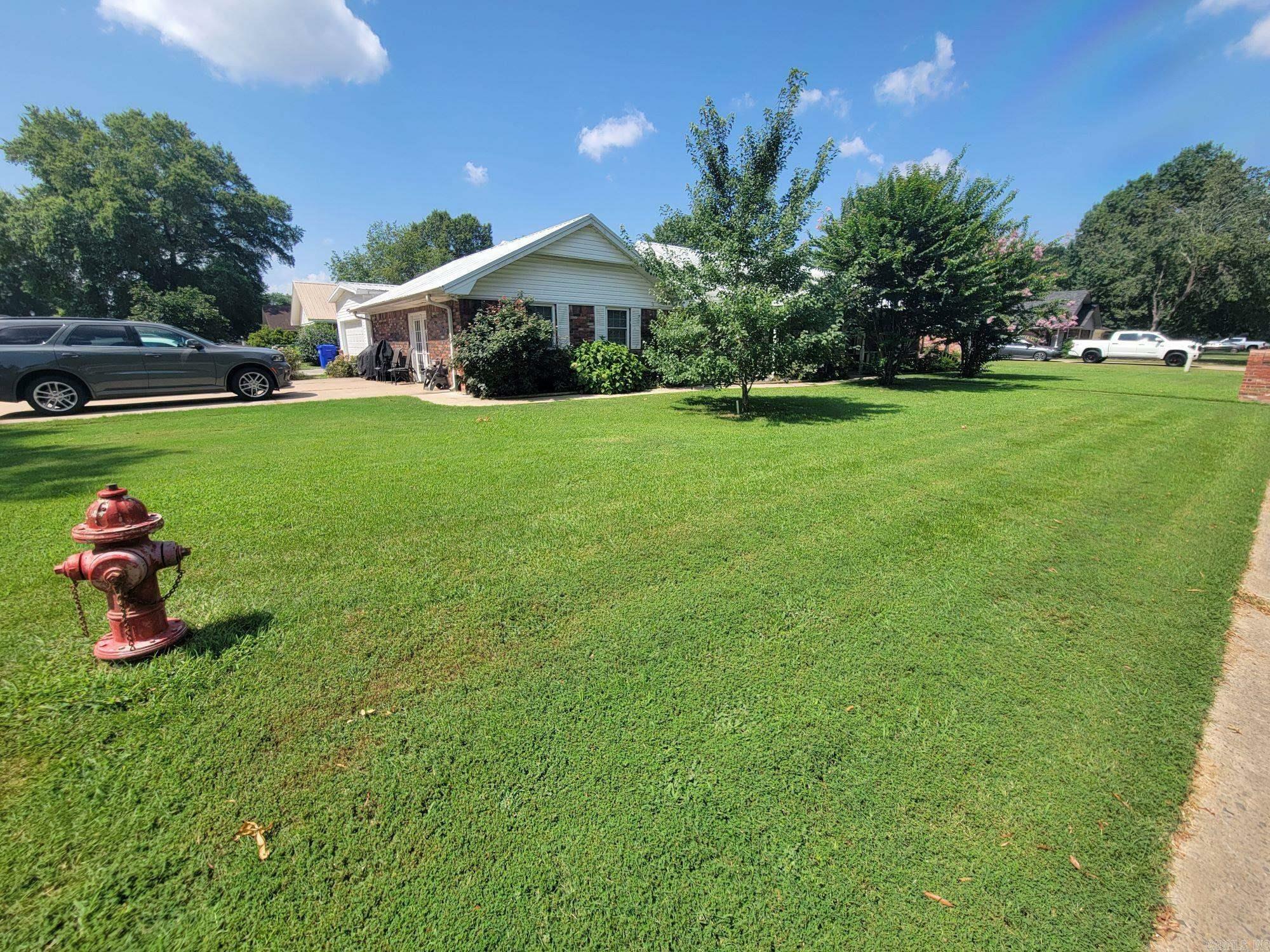 Property Photo:  1915 Arrowhead  AR 72032 