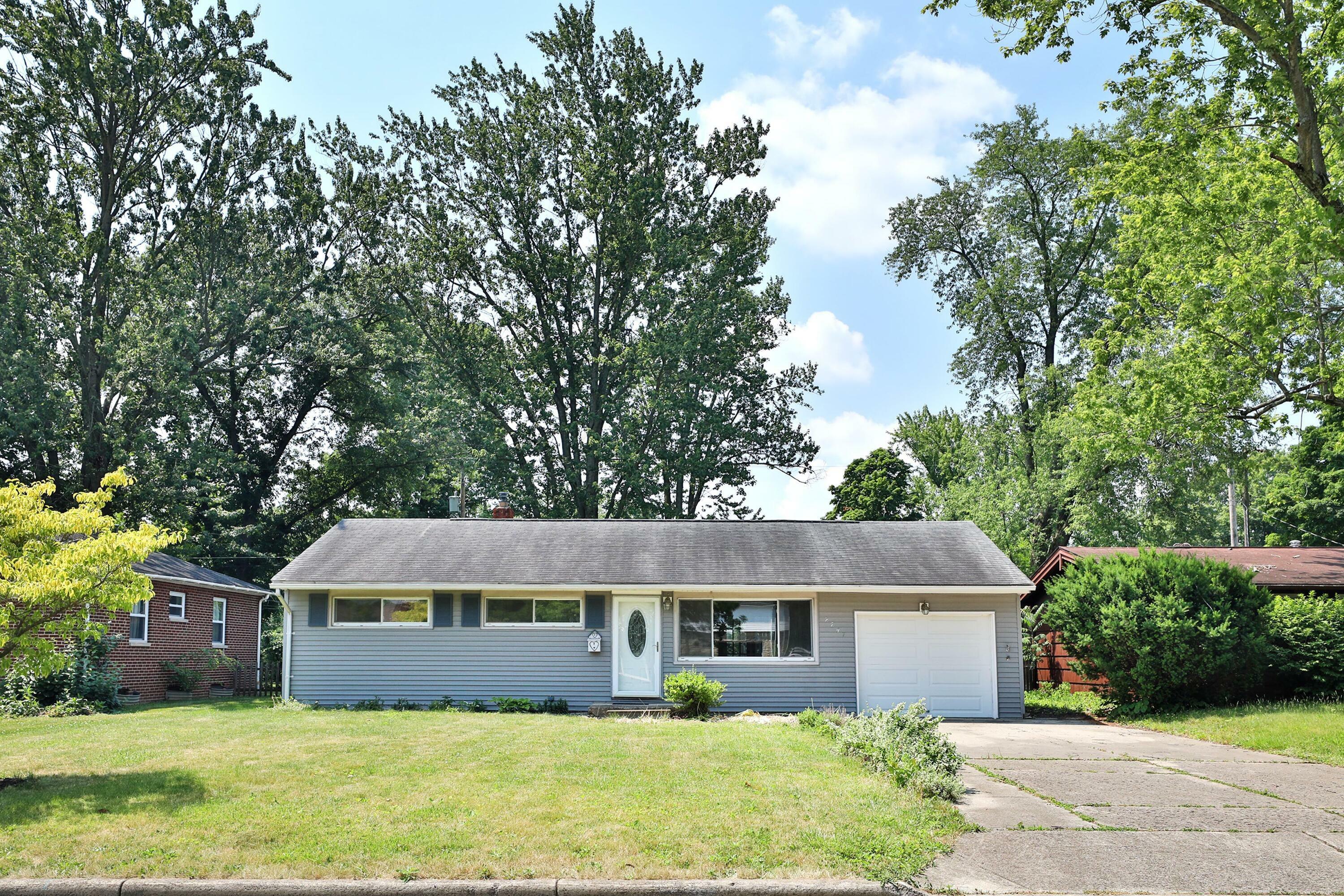 2247 Woodstock Road  Columbus OH 43221 photo