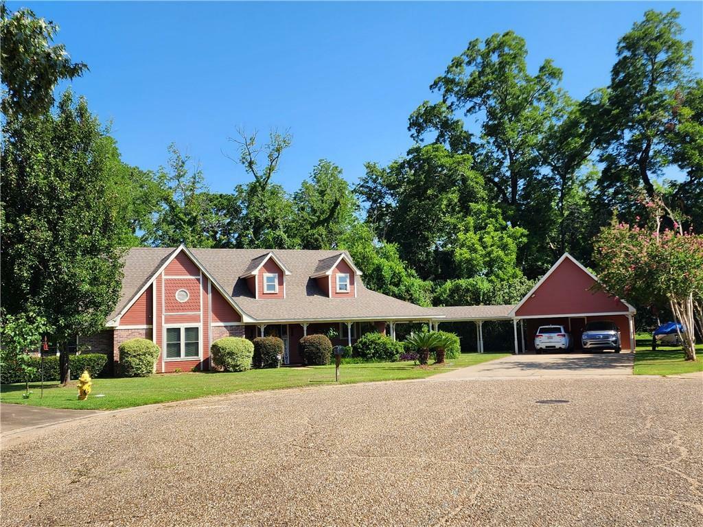 Property Photo: 606 Keys Circle LA 71457