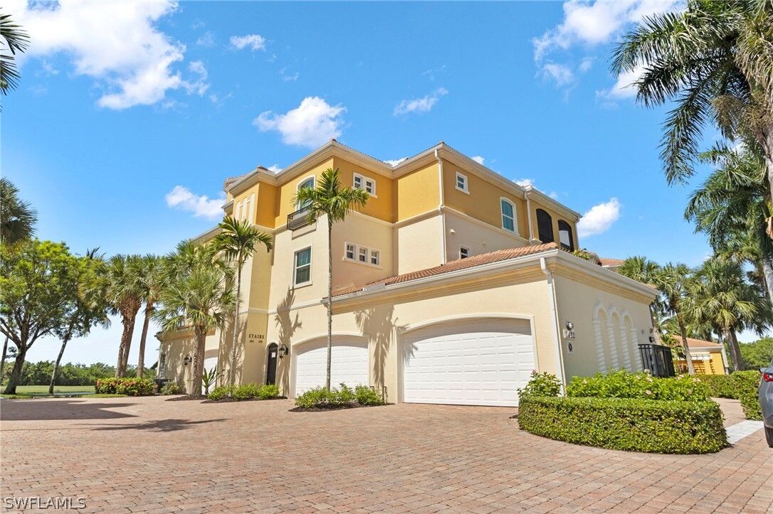 Property Photo:  1422 Borghese Lane 101  FL 34114 