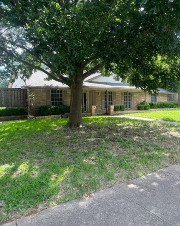 Property Photo:  4145 Drowsy Lane  TX 75233 