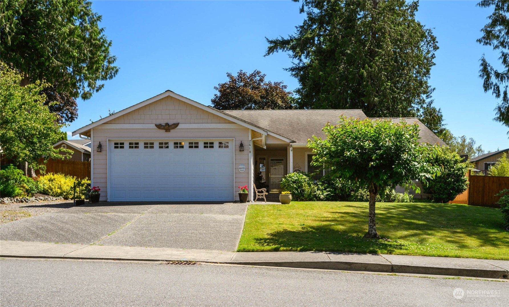 Property Photo:  2519 Northwoods Loop Road  WA 98273 