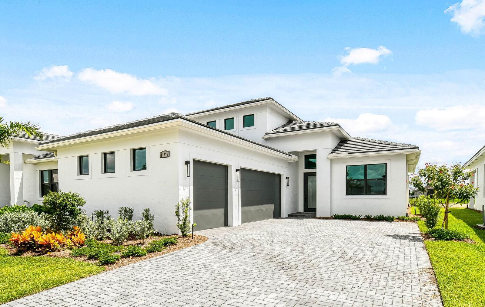 Property Photo: 11375 SW Pietra Way FL 34986