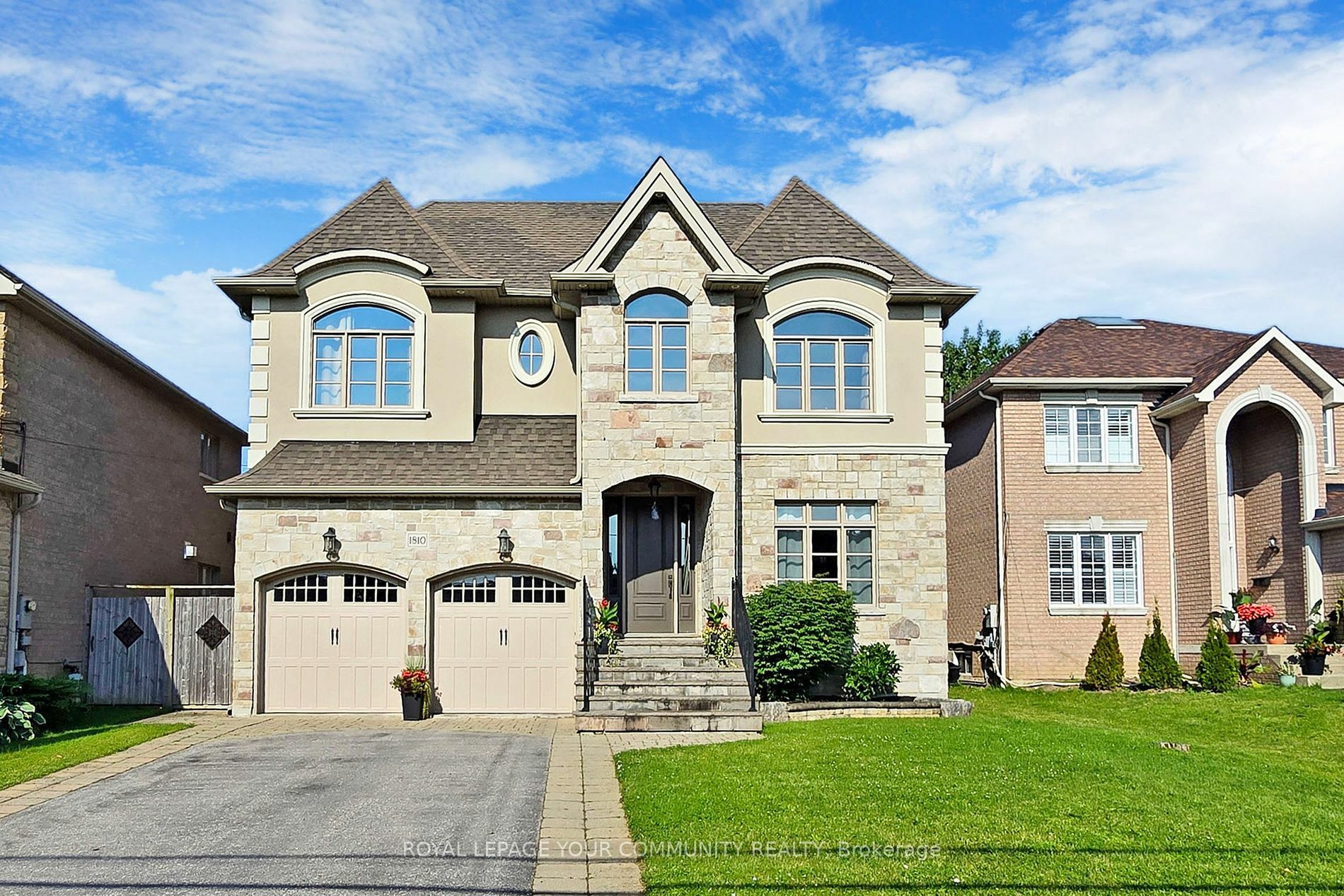 1810 Woodview Ave  Pickering ON L1V 1L4 photo