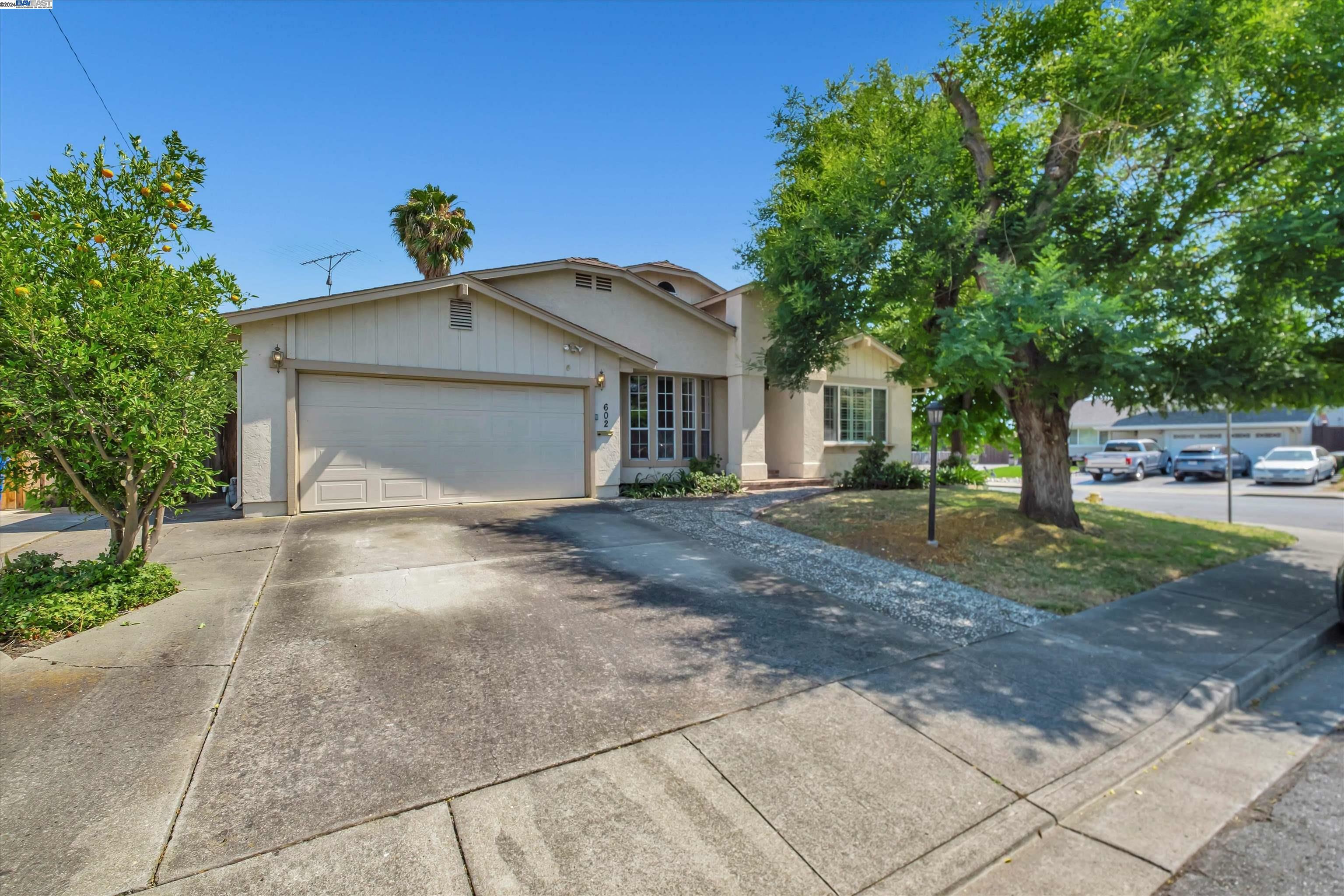 Property Photo:  602 Venus Court  CA 94539 