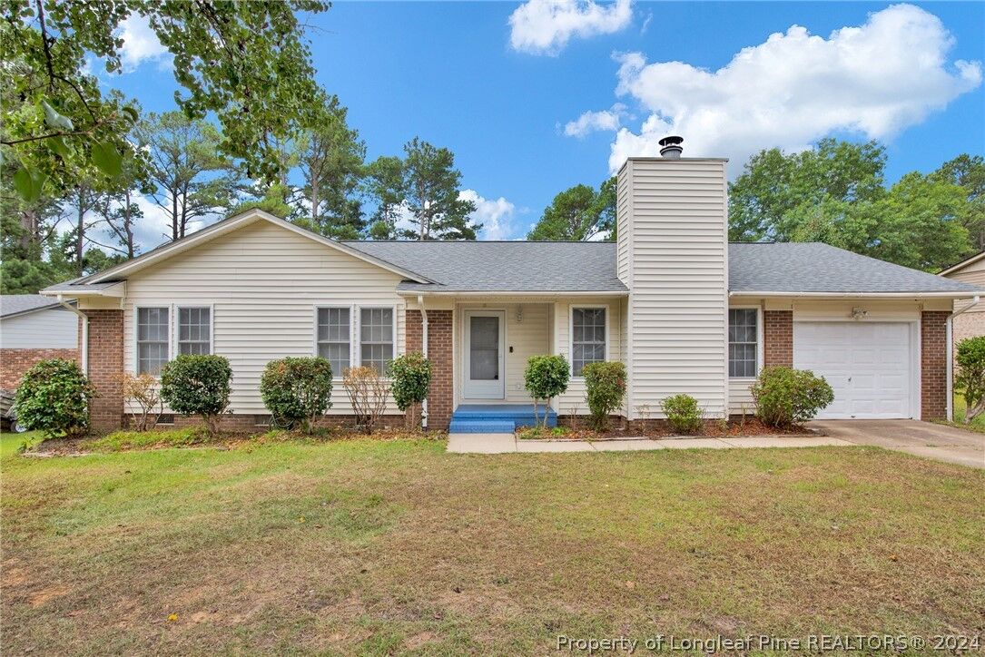 Property Photo: 6974 Bostick Drive NC 28314