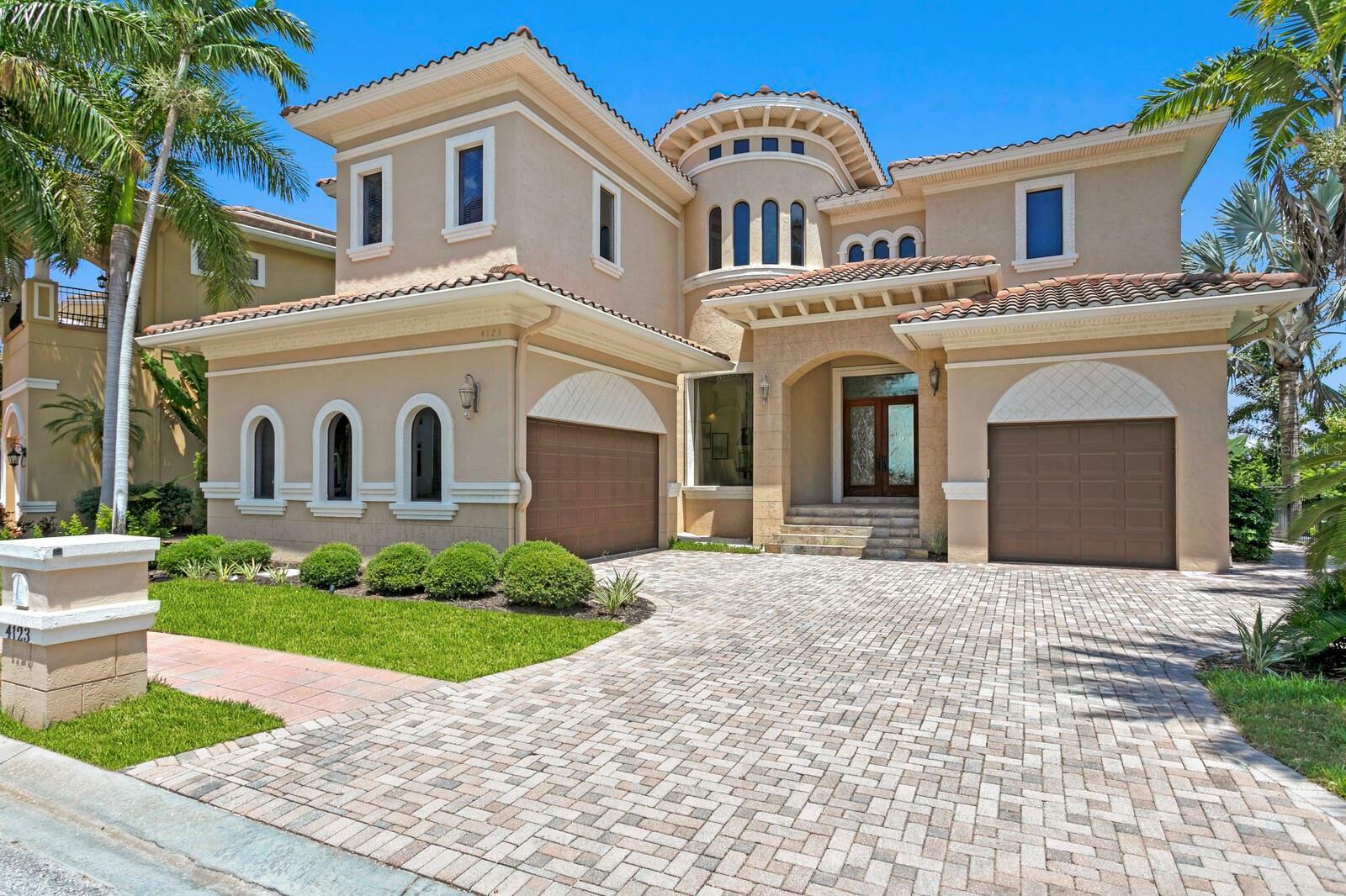 Property Photo:  4123 Causeway Vista Drive  FL 33615 