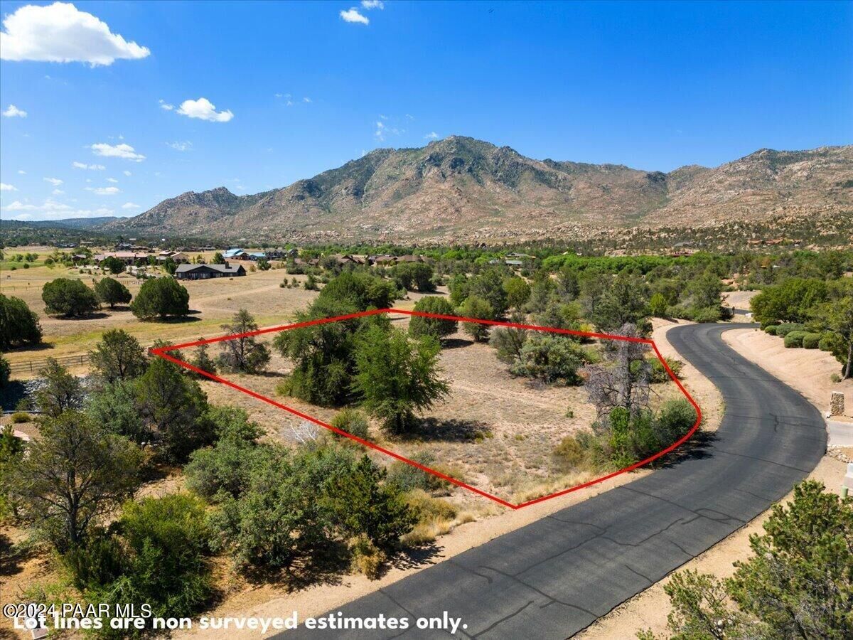 Property Photo: 4475 W Julesberg Circle AZ 86305