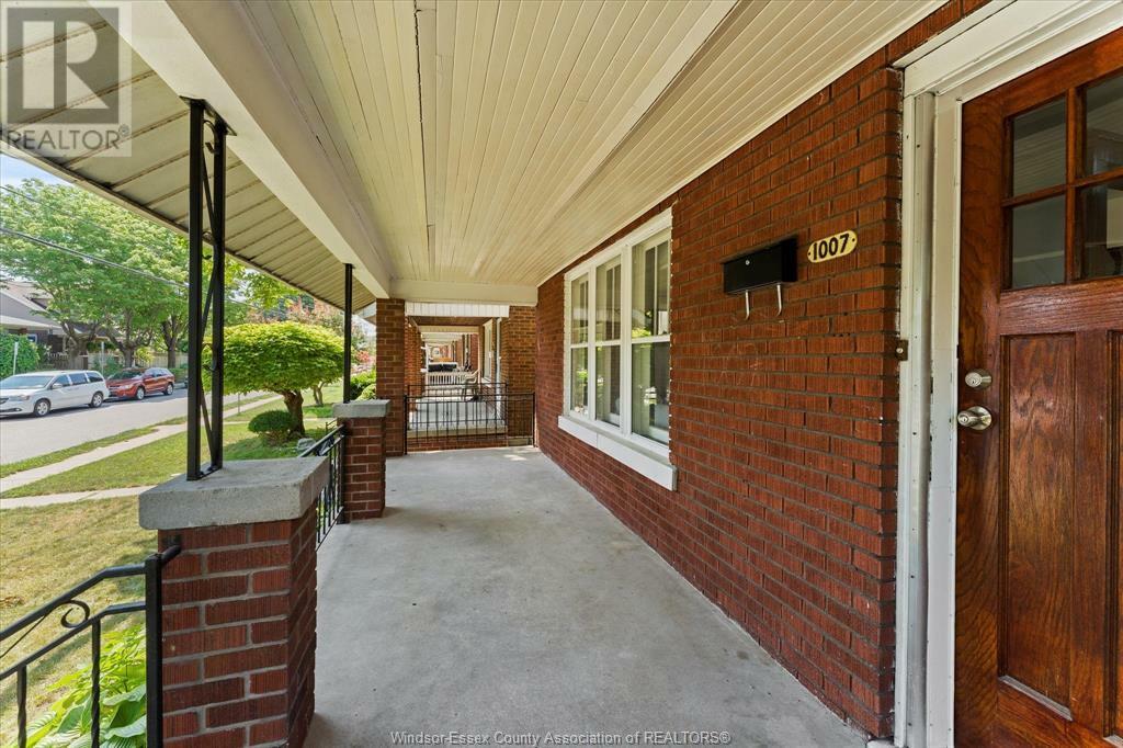 Property Photo:  1007 Elm Avenue  ON N9A 5H8 