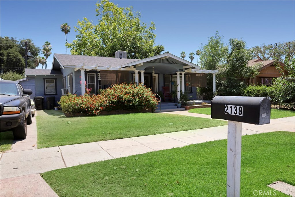 Property Photo:  2139 N Mountain View Avenue  CA 92405 