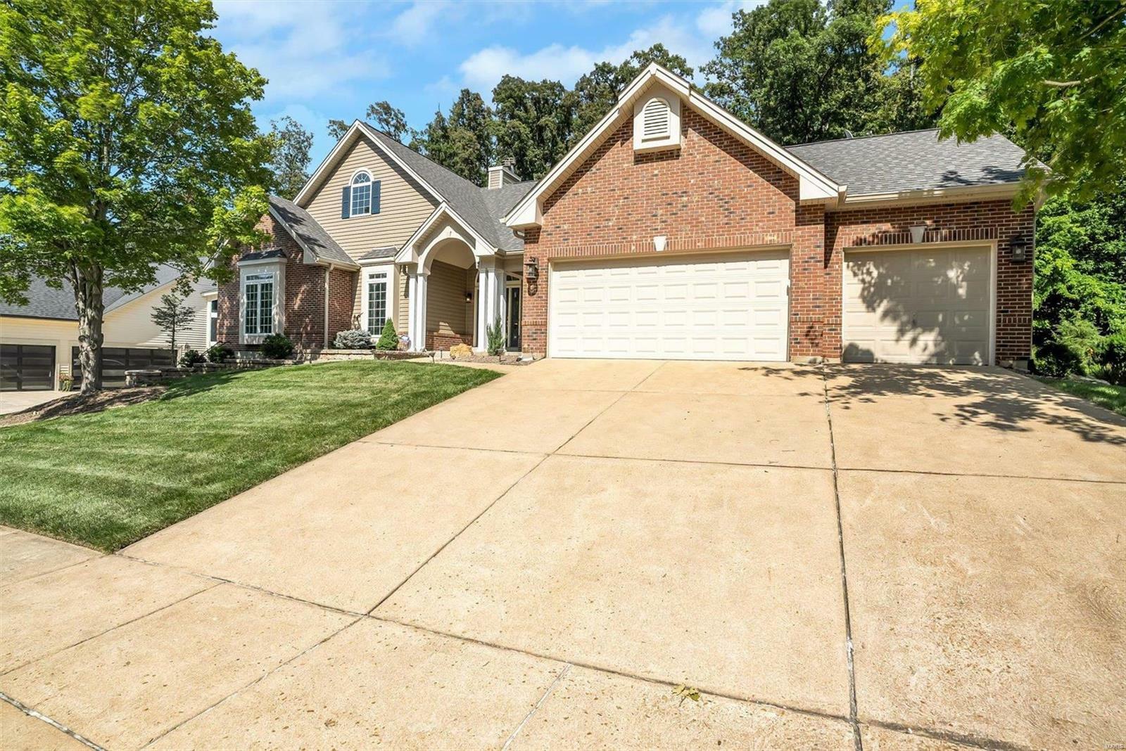 Property Photo:  722 Southern Hills Drive  MO 63025 