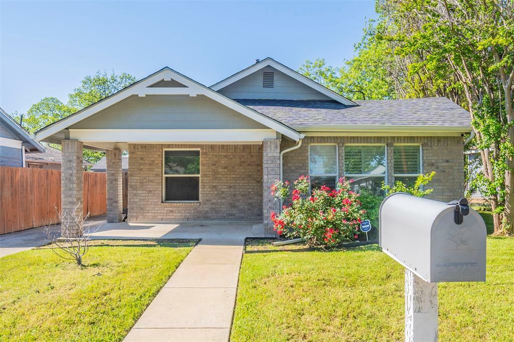 Property Photo: 2530 Kingston Street TX 75211