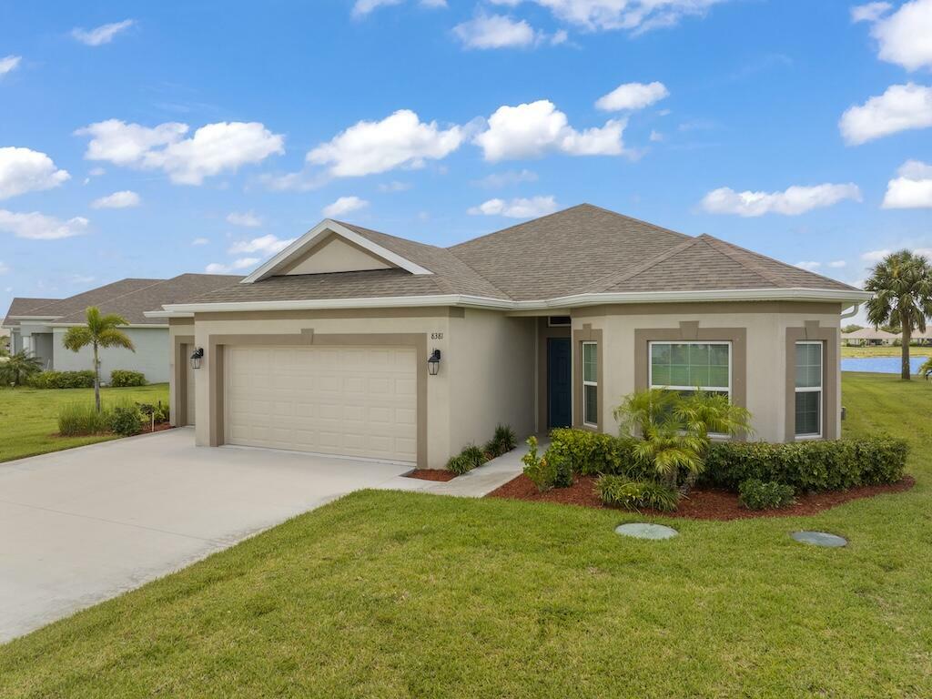 Property Photo:  8381 Laguna Circle  FL 32976 