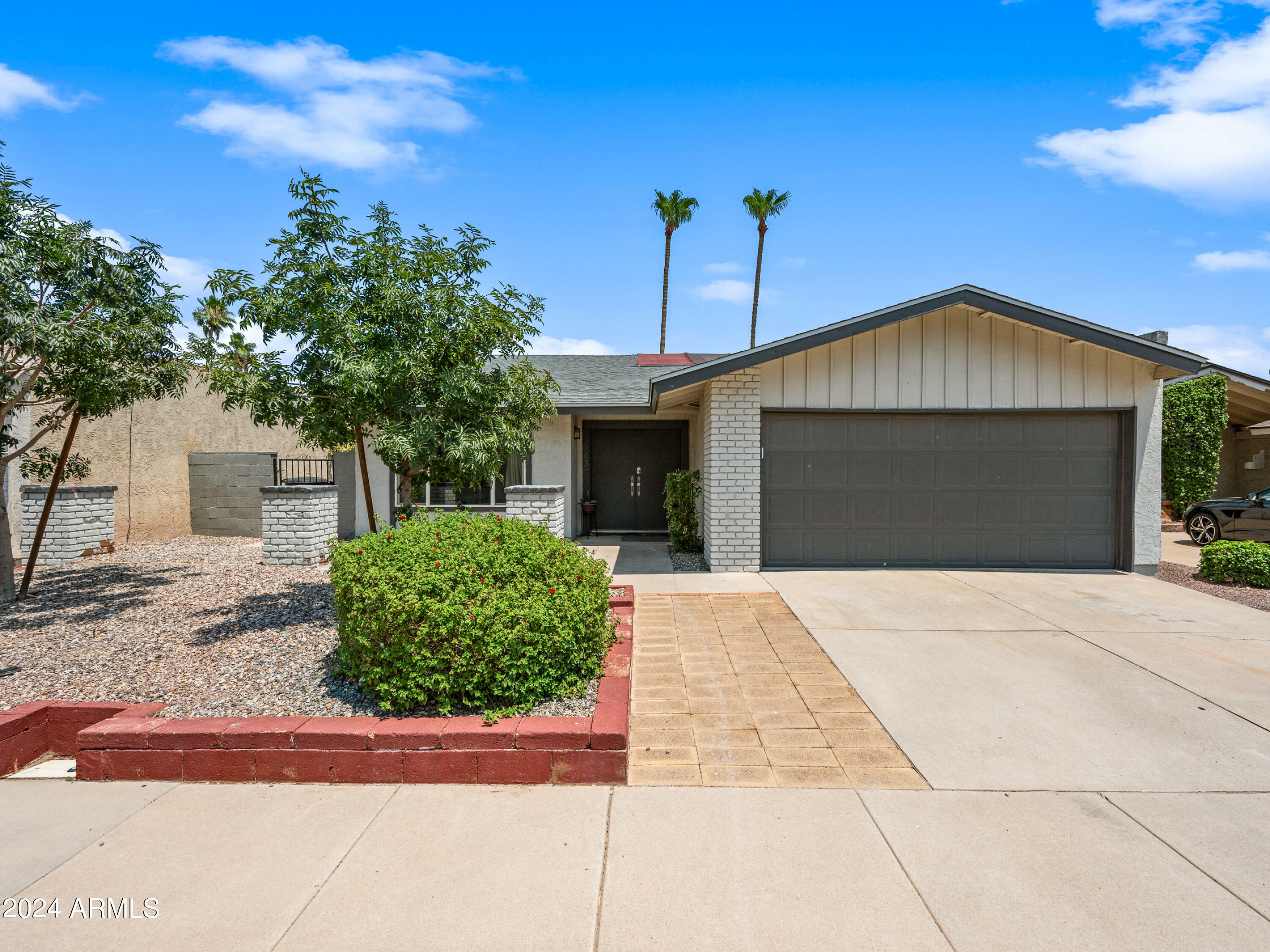 Property Photo:  2537 N 87th Way  AZ 85257 