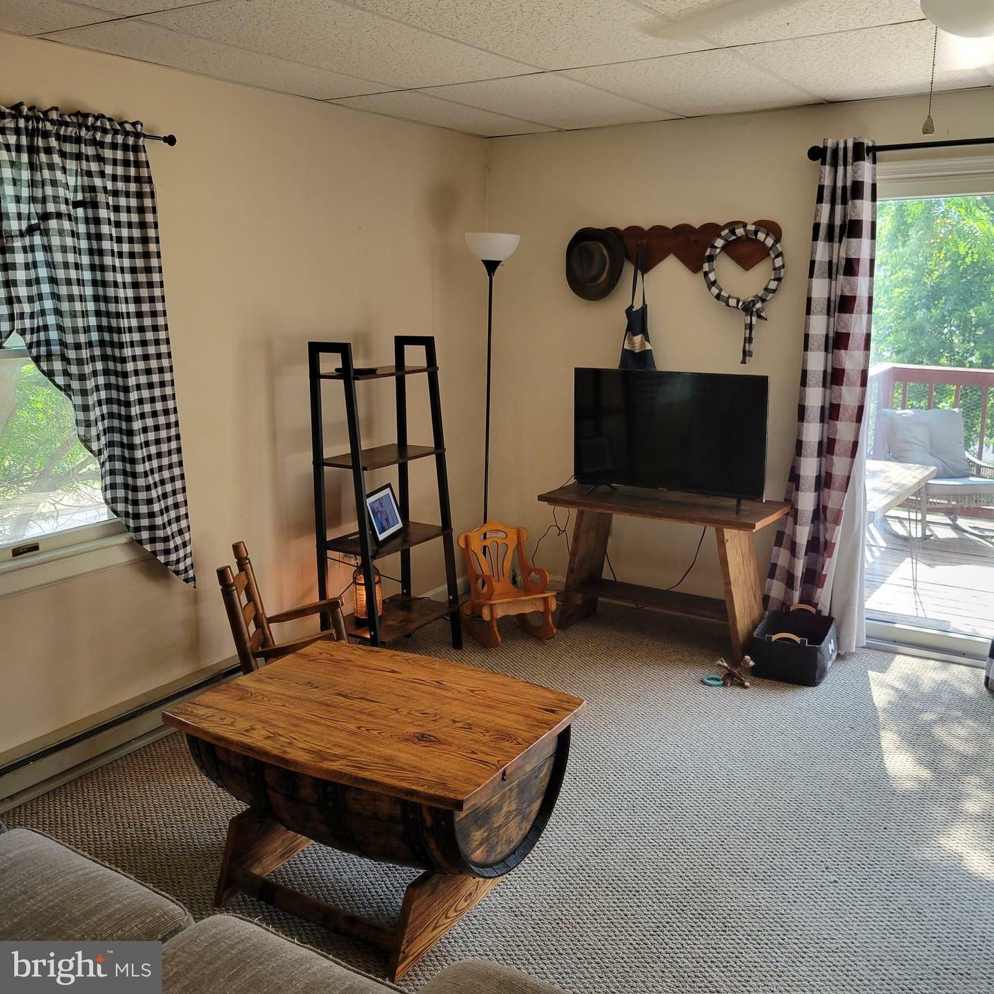 Property Photo:  276 W W Second Street 276  PA 17268 