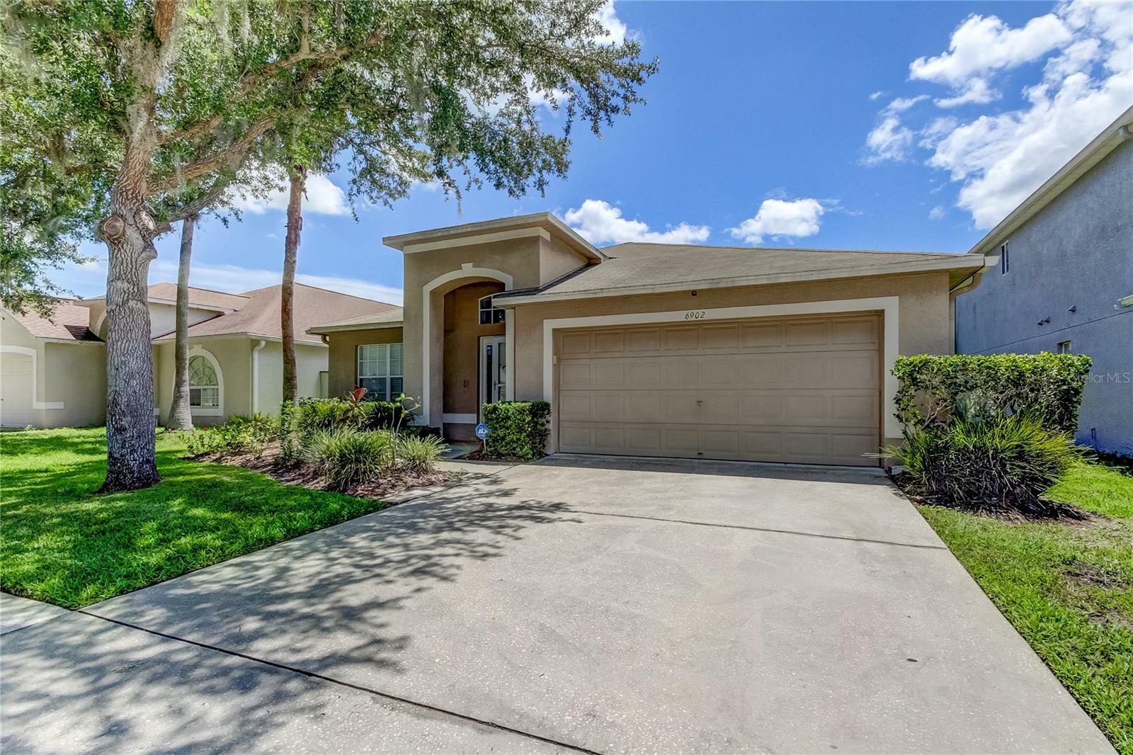 Property Photo:  6902 Sotra Street  FL 33545 