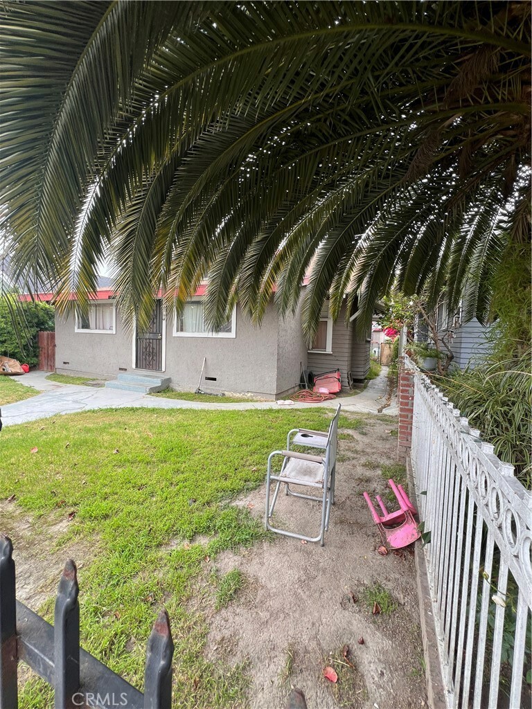 Property Photo: 3798 La Salle CA 90018