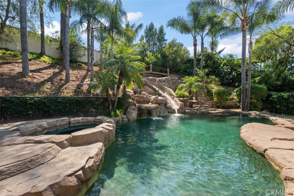 Property Photo:  115 S Eucalyptus Drive  CA 92808 