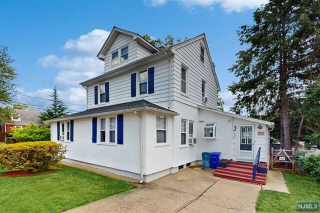 Property Photo:  56 Clinton Street  NJ 07630 