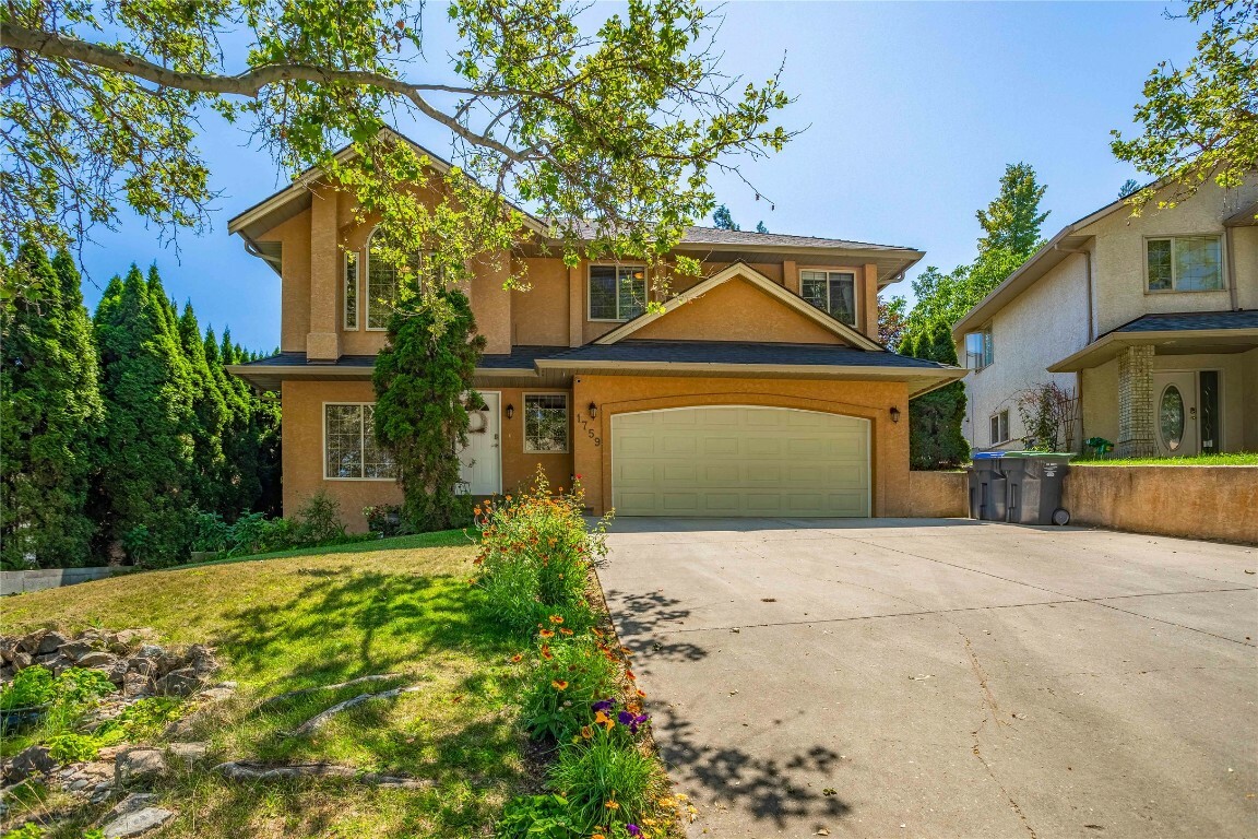 Photo de la propriété:  1759 Spruceglen Drive  BC V1V 1S8 