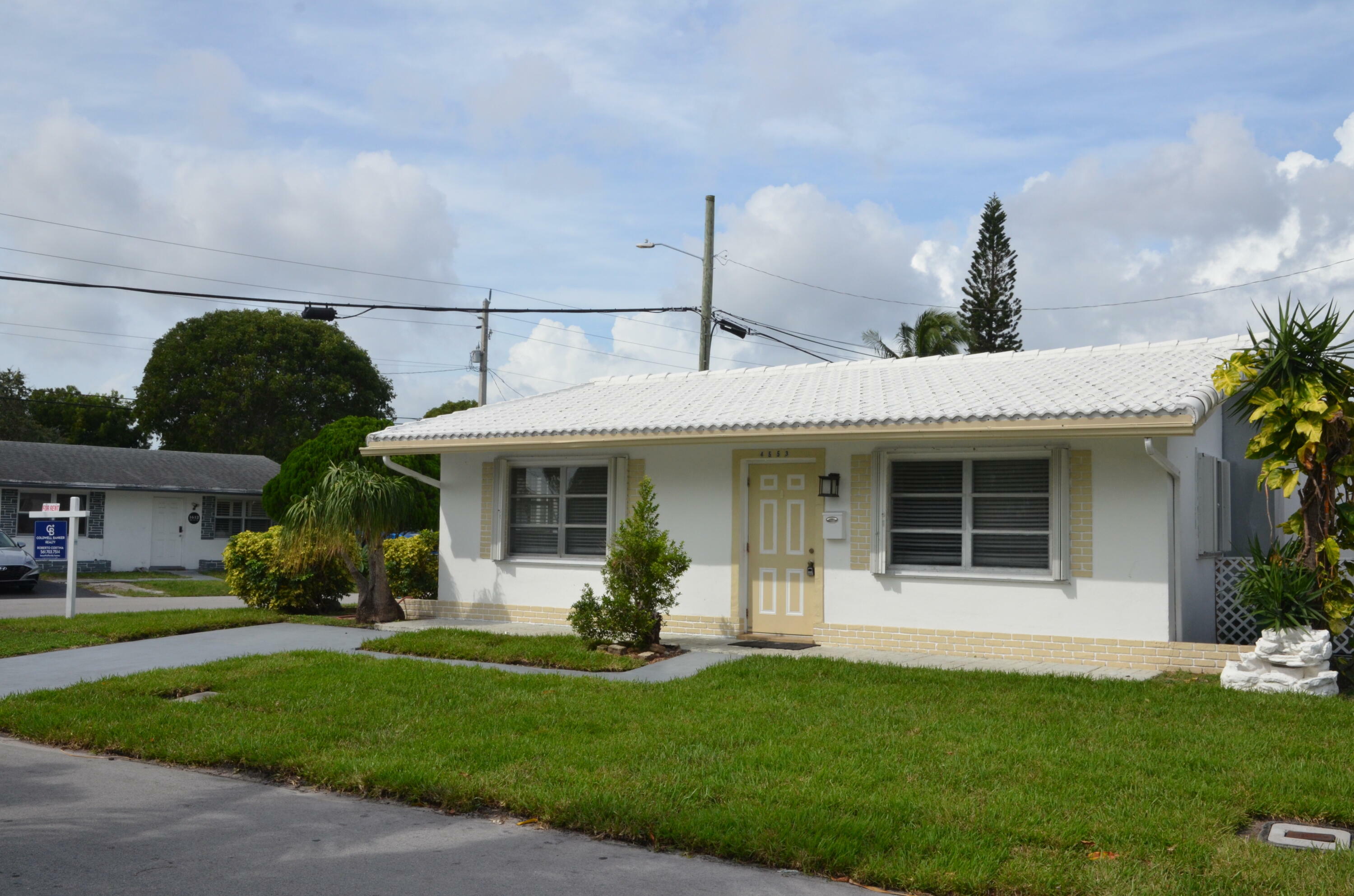 Property Photo:  4553 NW 16th Terrace  FL 33309 