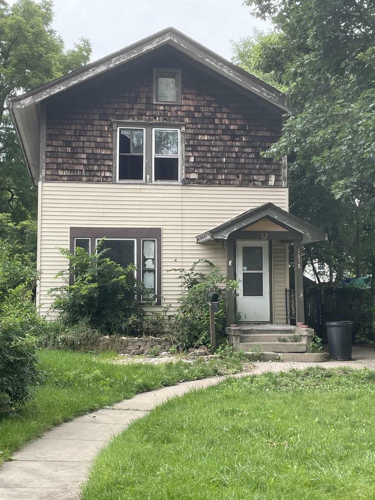 Property Photo:  1058 Prairie Avenue  WI 53511 