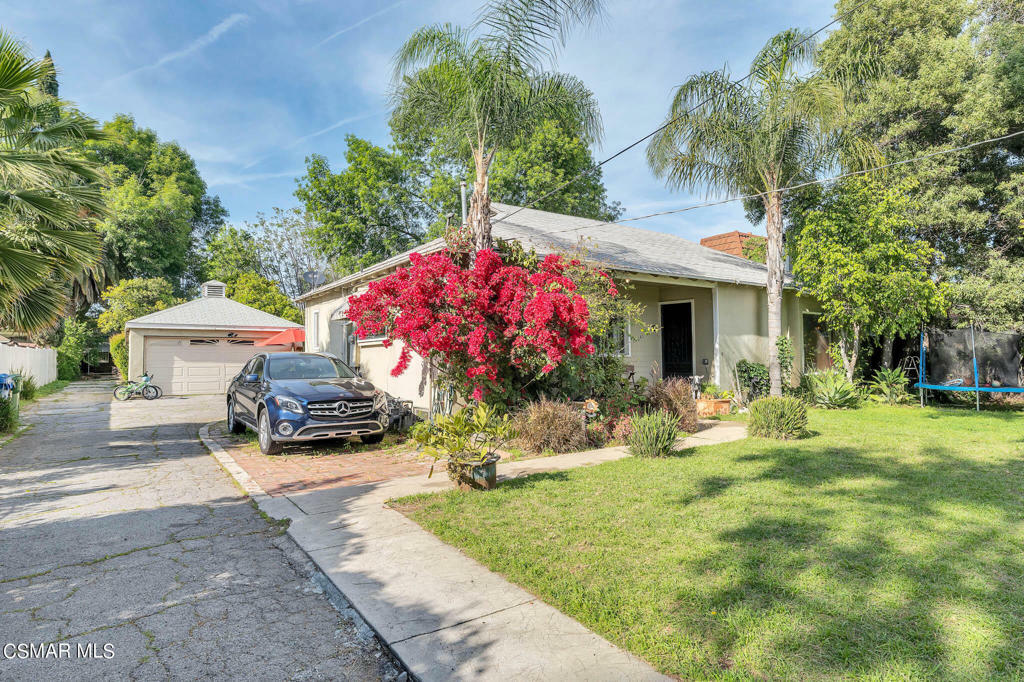 Property Photo:  13641 Erwin Street  CA 91401 