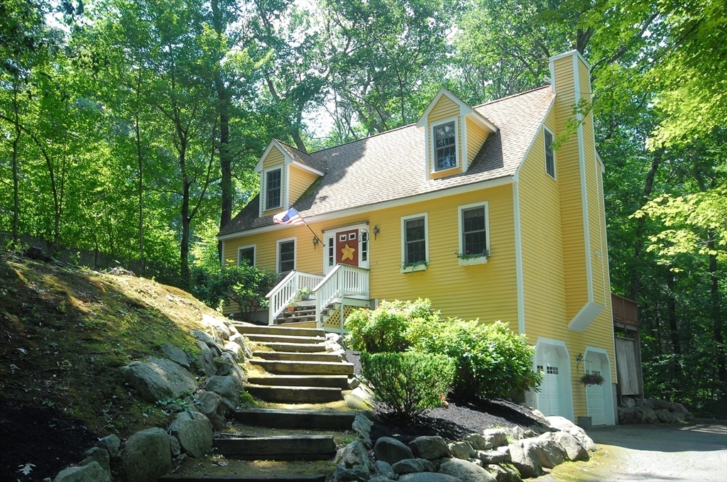 Property Photo:  6 Haley Ln  MA 01720 