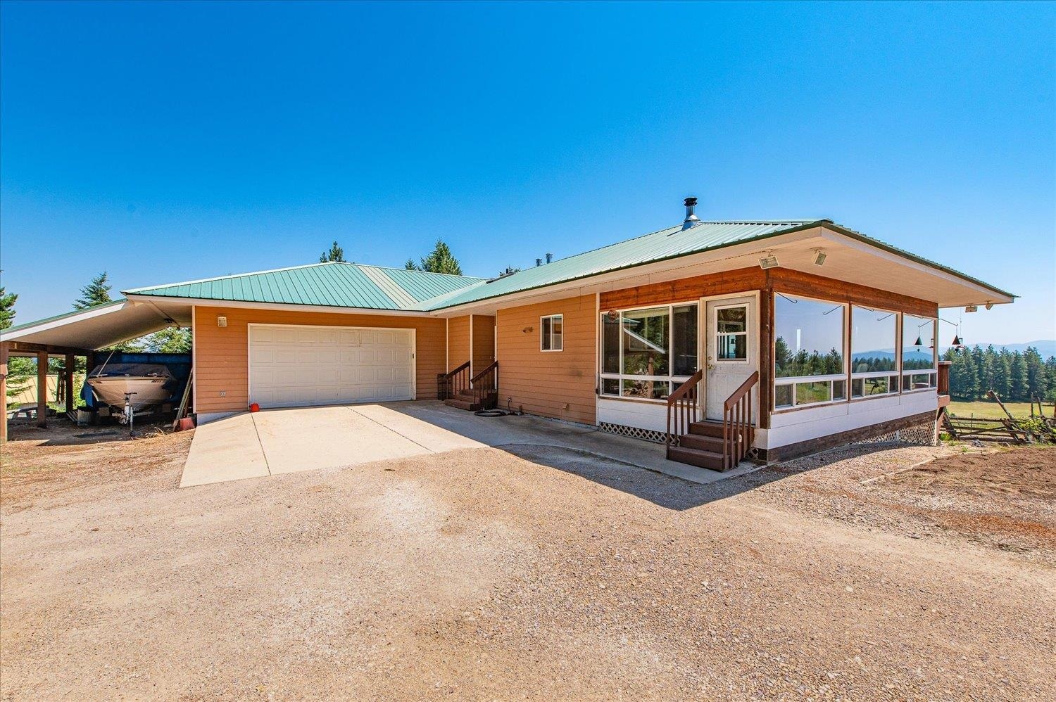 Property Photo:  1876 Horseshoe Lake Rd  WA 99006 