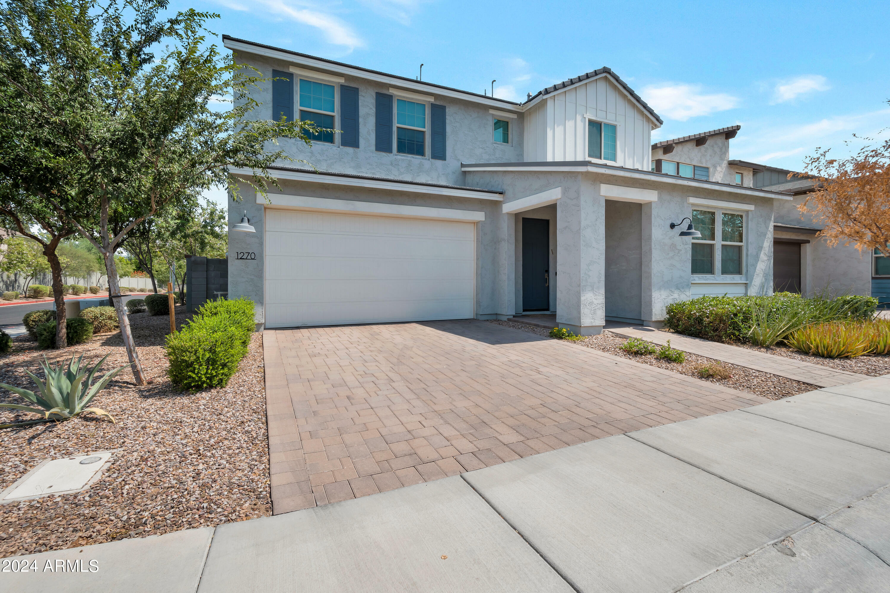 Property Photo:  1270 E Springfield Place  AZ 85286 