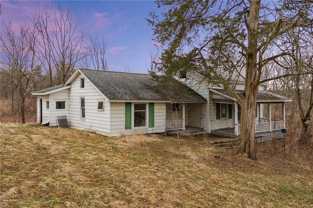 Property Photo:  213 Ludlowville Road  NY 14882 