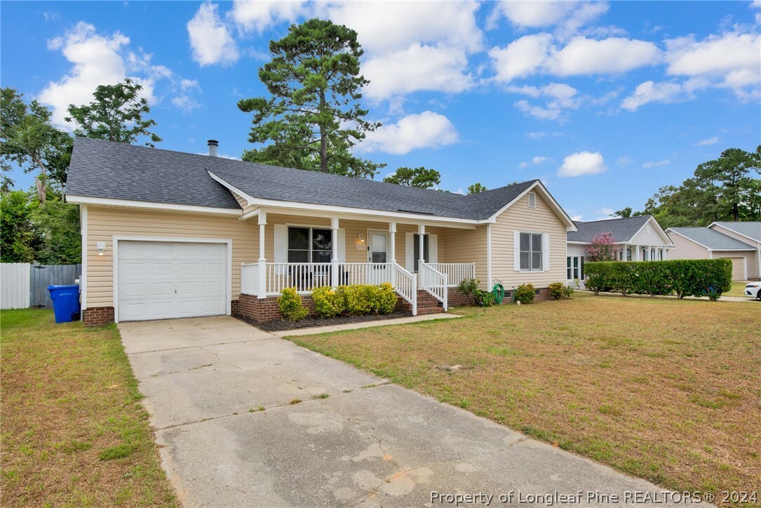 Property Photo:  5036 Tangerine Drive  NC 28304 