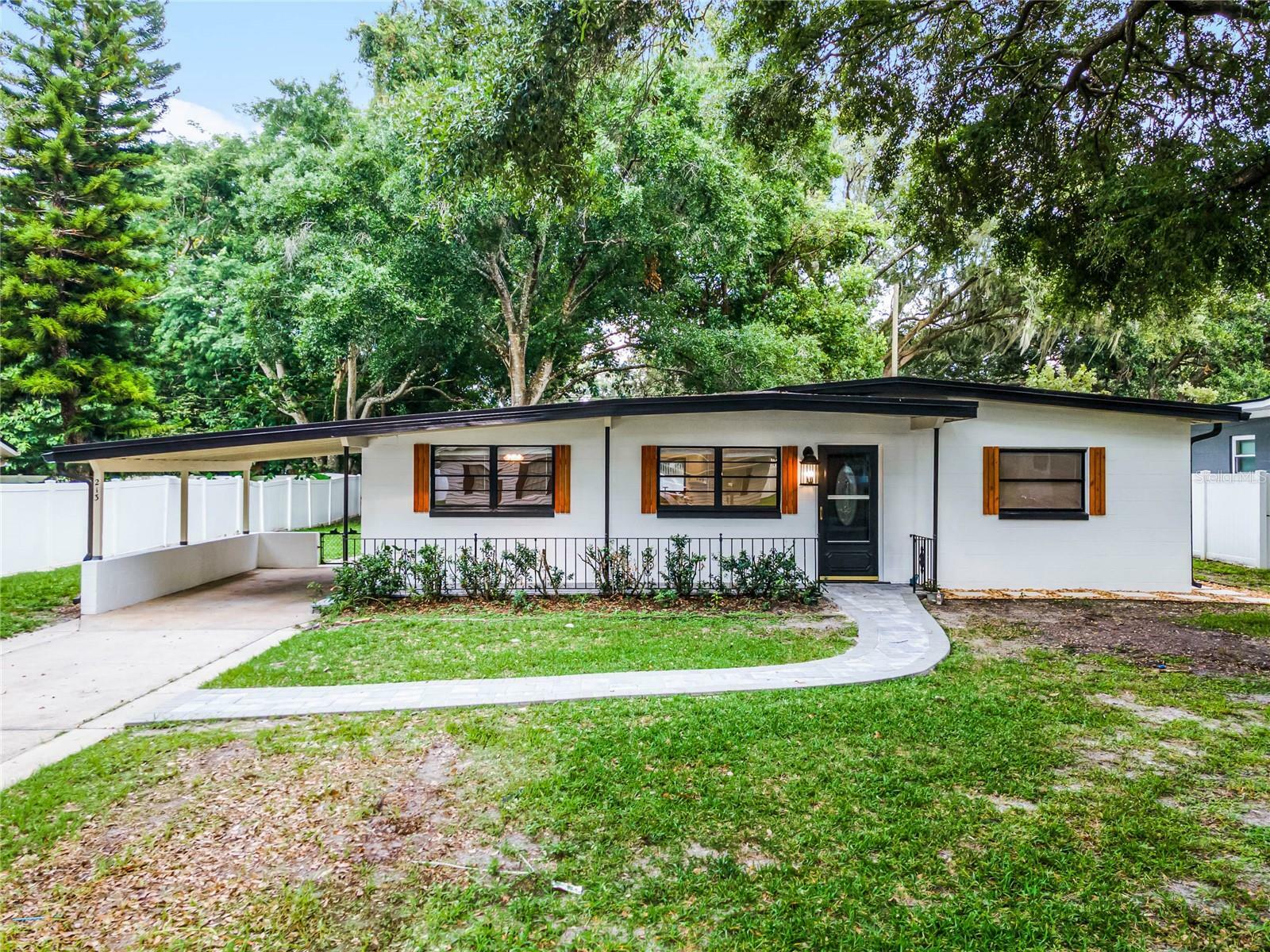 Property Photo:  213 James Drive  FL 34787 