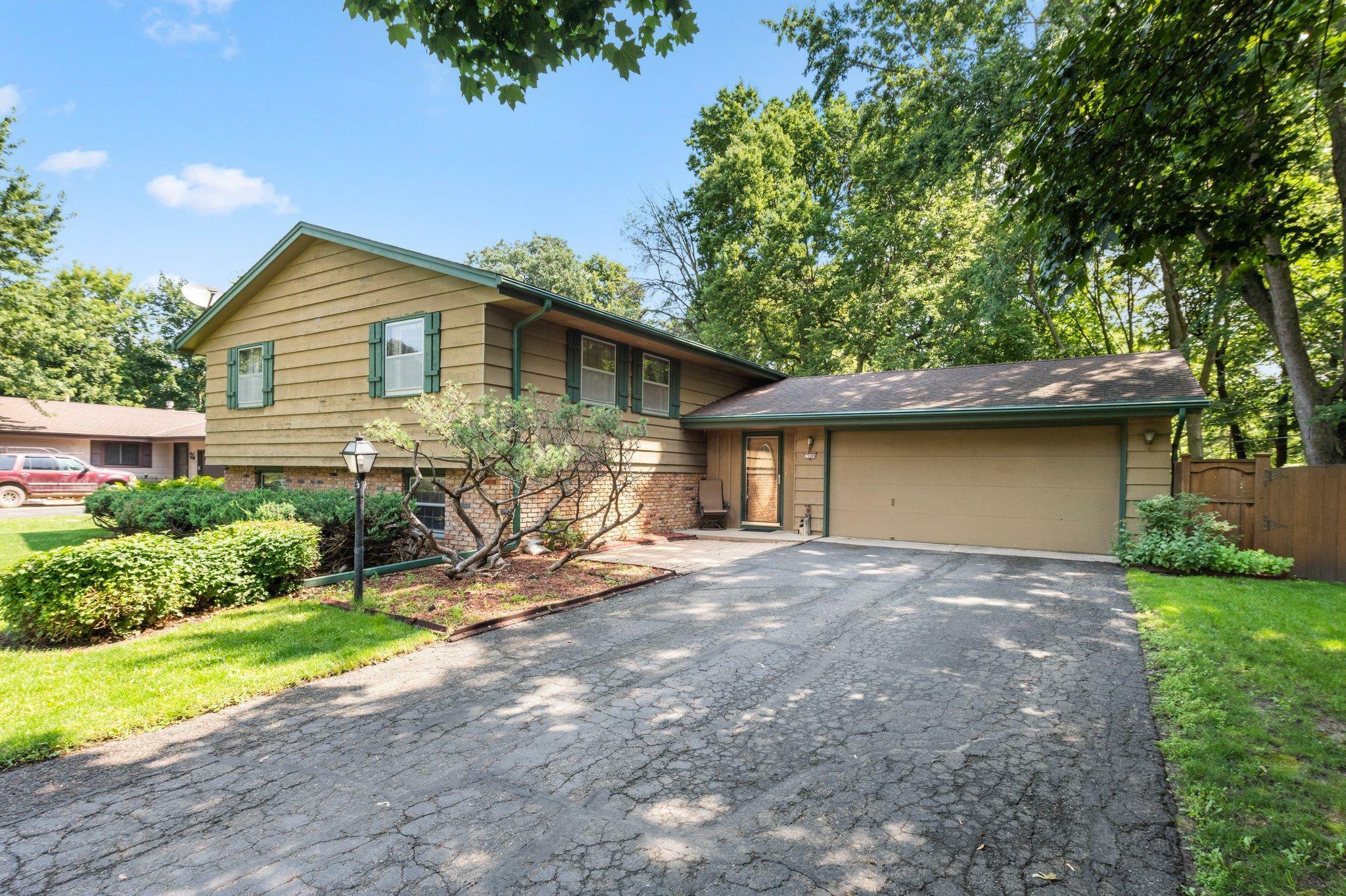 13309 Dana Drive  Burnsville MN 55337 photo