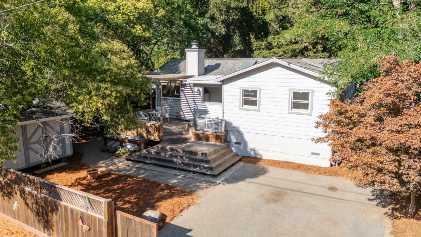 Property Photo:  10110 Riverside Drive  CA 95005 