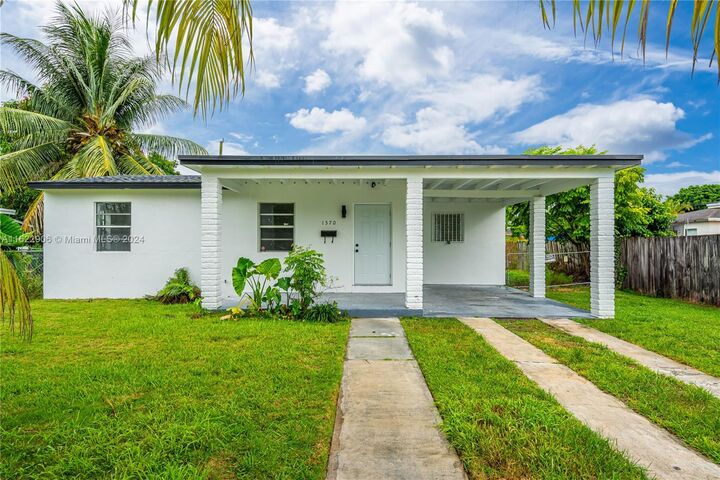 1570 NE 9th Ct  Homestead FL 33033 photo