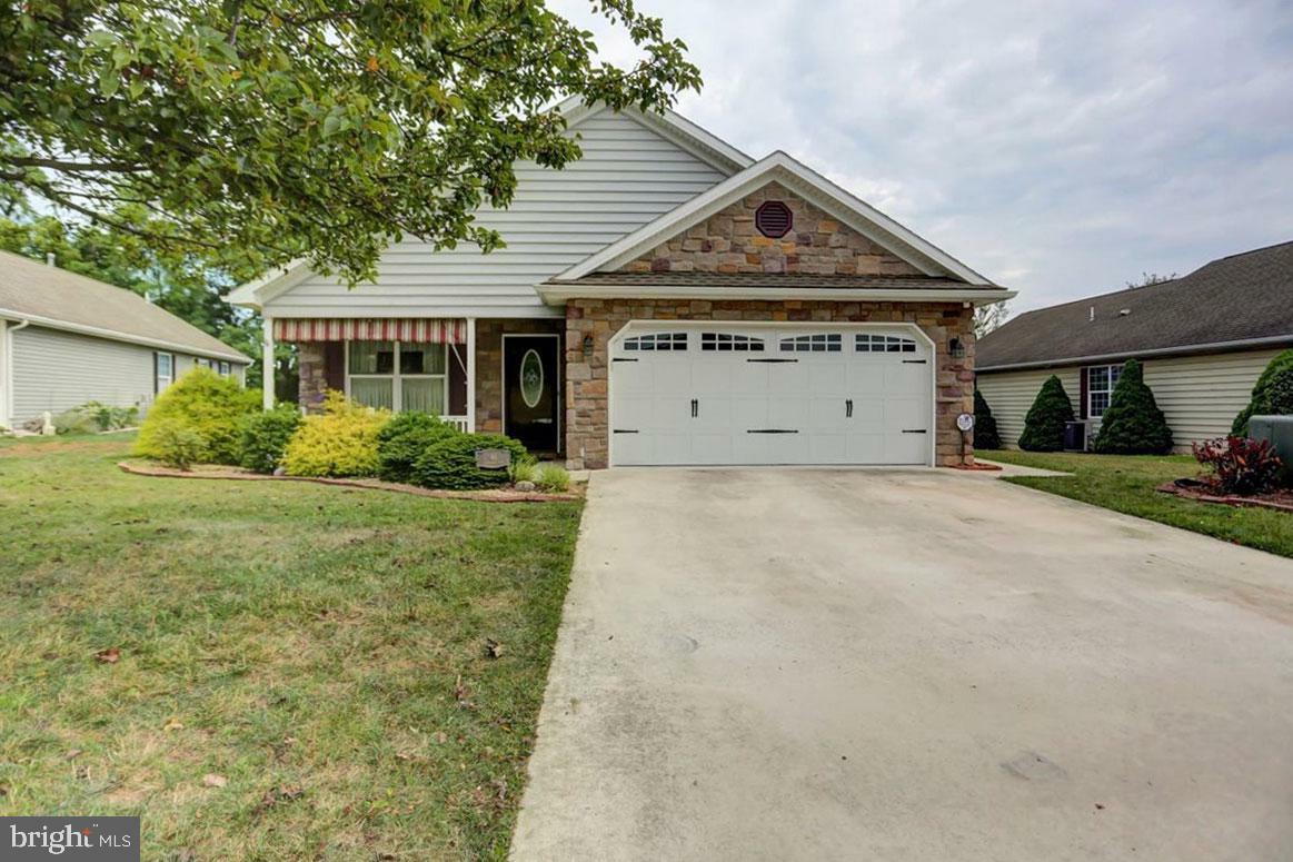 Property Photo:  46 Lantern Lane  PA 17257 