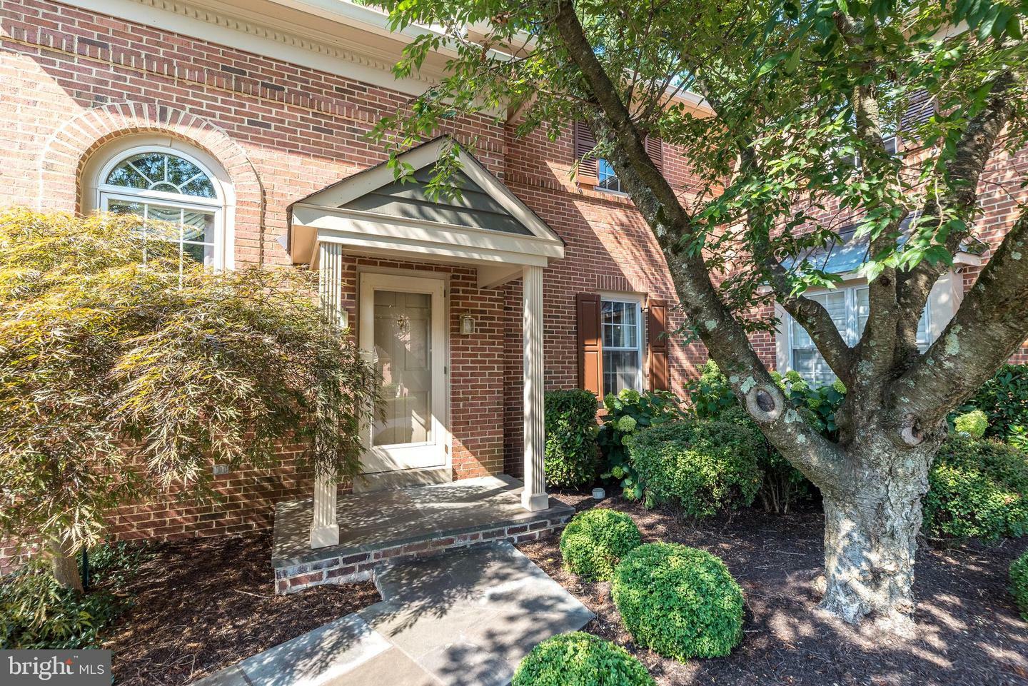 Property Photo:  14 Blakemore Court  PA 18901 