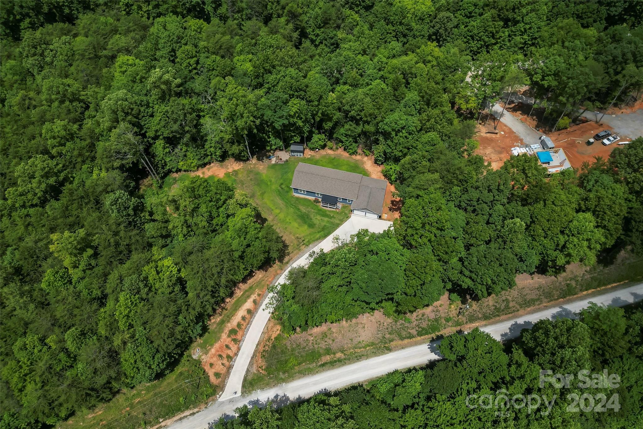 Property Photo:  425 Haven Heights Drive  NC 28752 