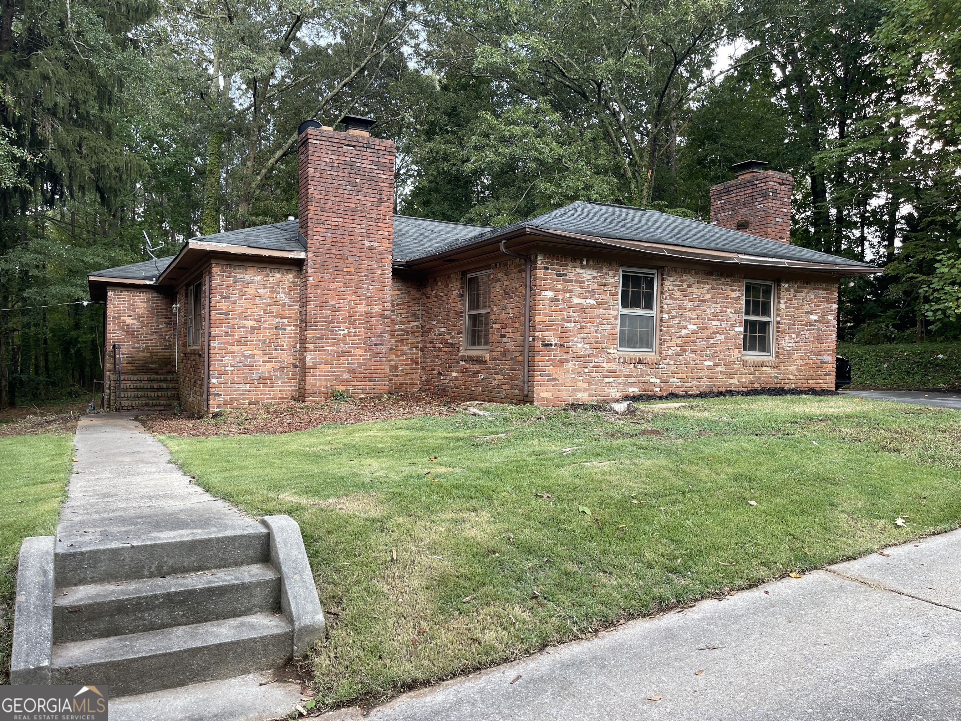 Property Photo:  2255 Burnt Hickory Road NW  GA 30064 