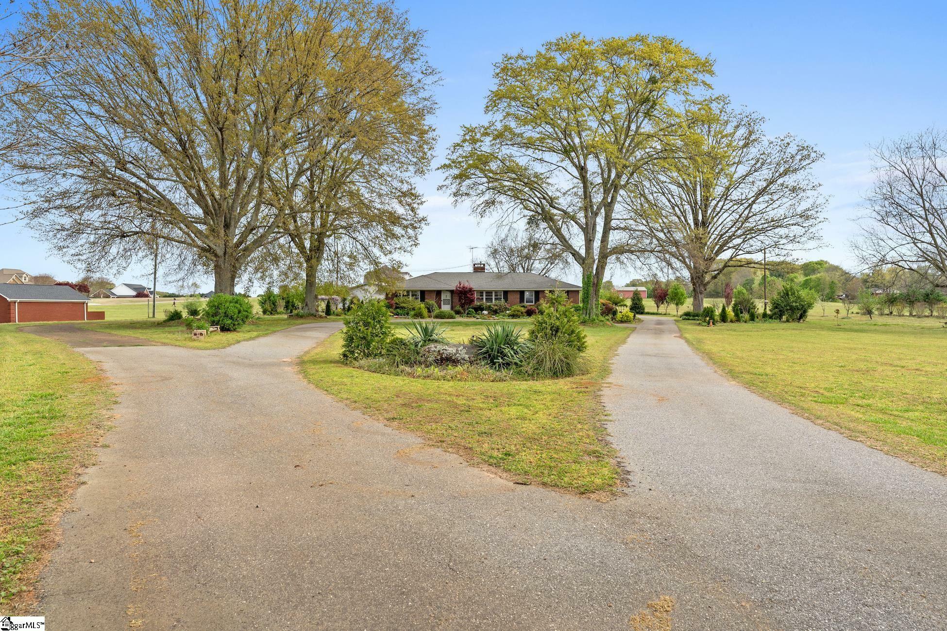 Property Photo:  1818 Centerville Road  SC 29625 