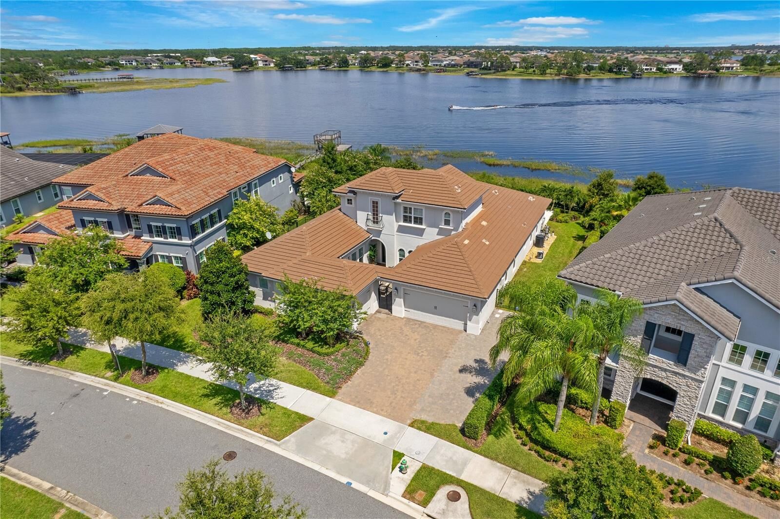 Property Photo: 15144 Shonan Gold Drive FL 34787